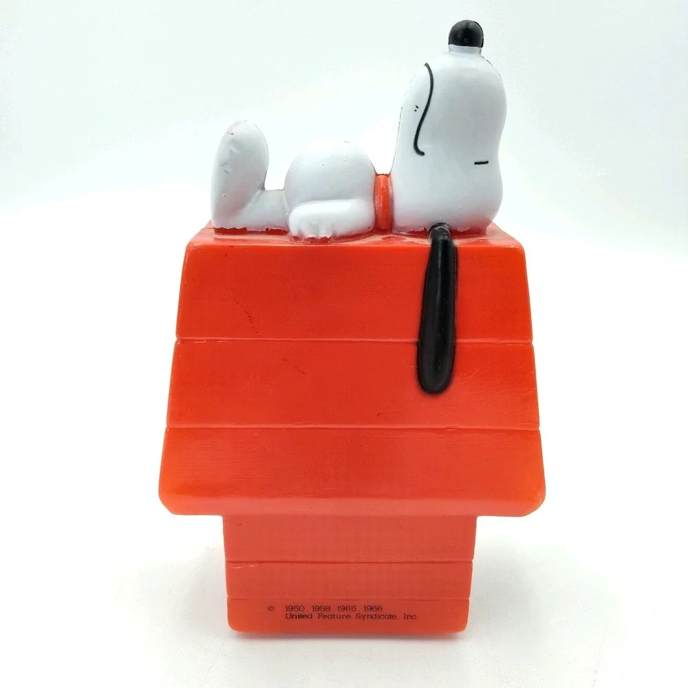 SNOOPY DOG‎ House Chex Party Mix RED Bank Plastic Money 1966 👀📸SEE📏📸